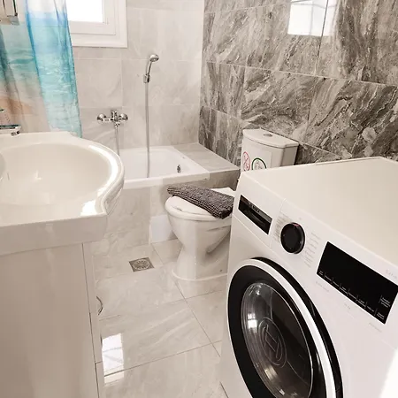 Summer Corfiot Central Fully Equipped Apartment *