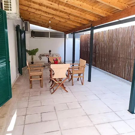 Summer Corfiot Central Fully Equipped Apartment